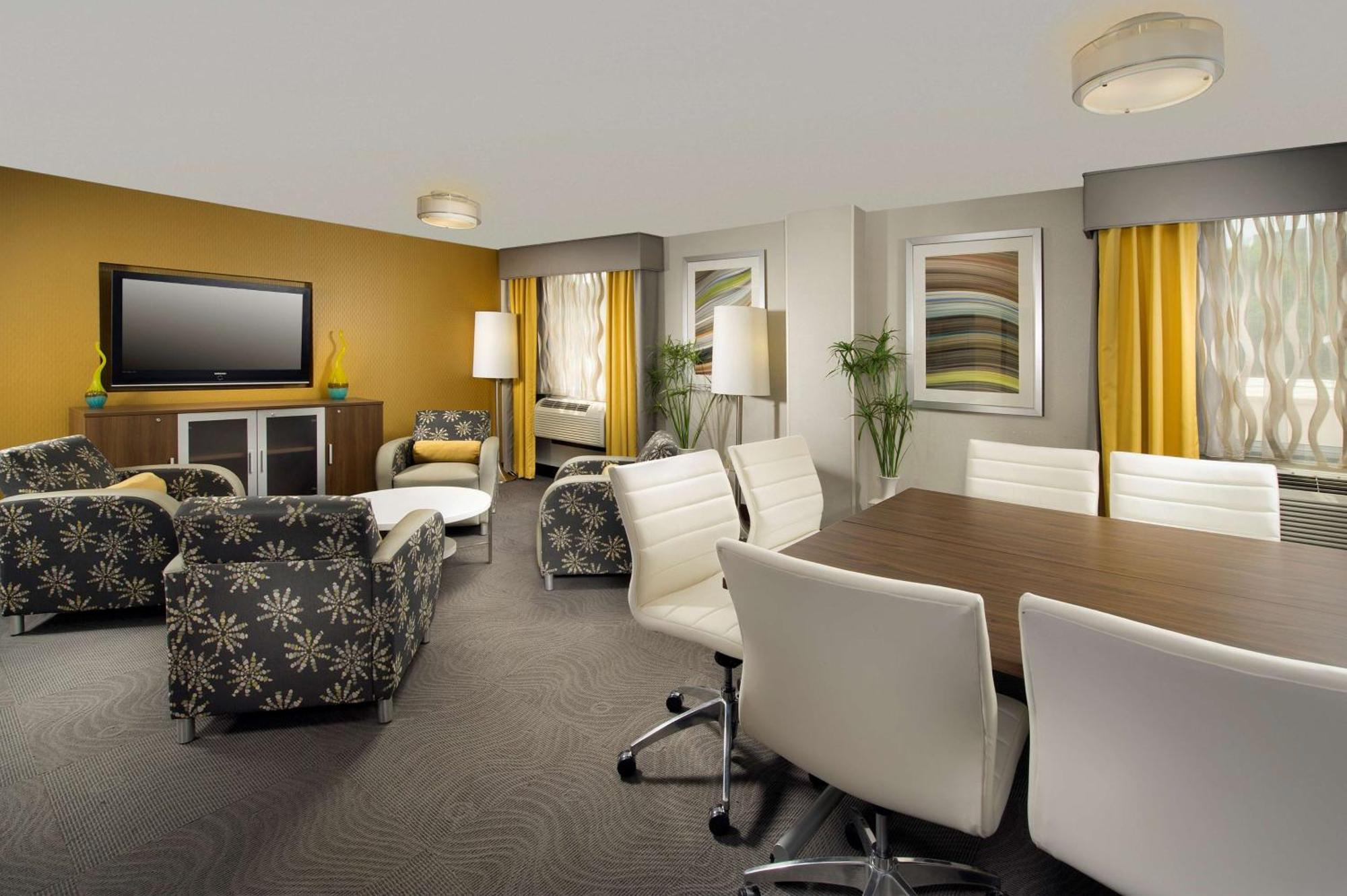 Doubletree By Hilton Hotel Chattanooga Downtown Екстер'єр фото