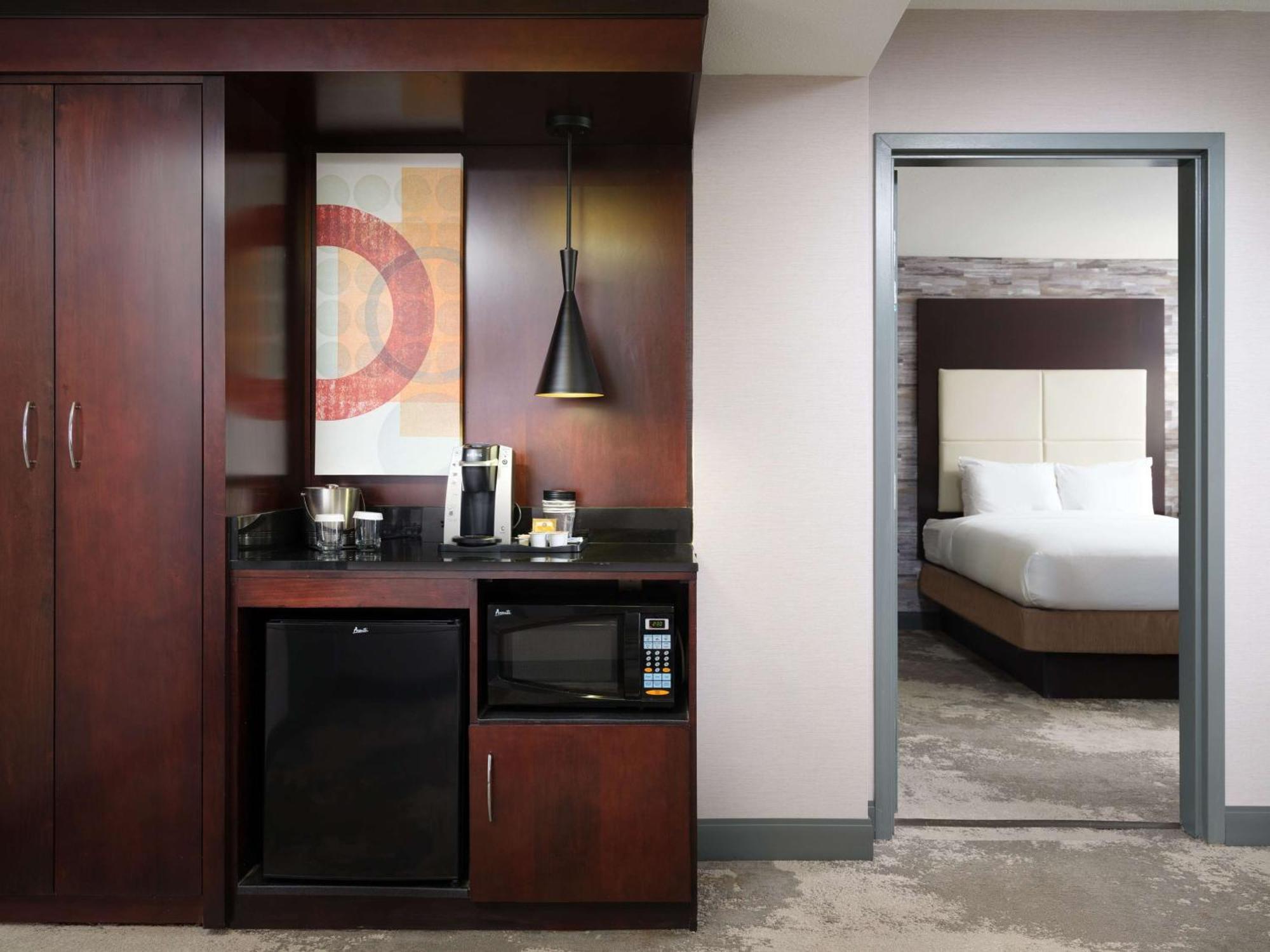Doubletree By Hilton Hotel Chattanooga Downtown Екстер'єр фото