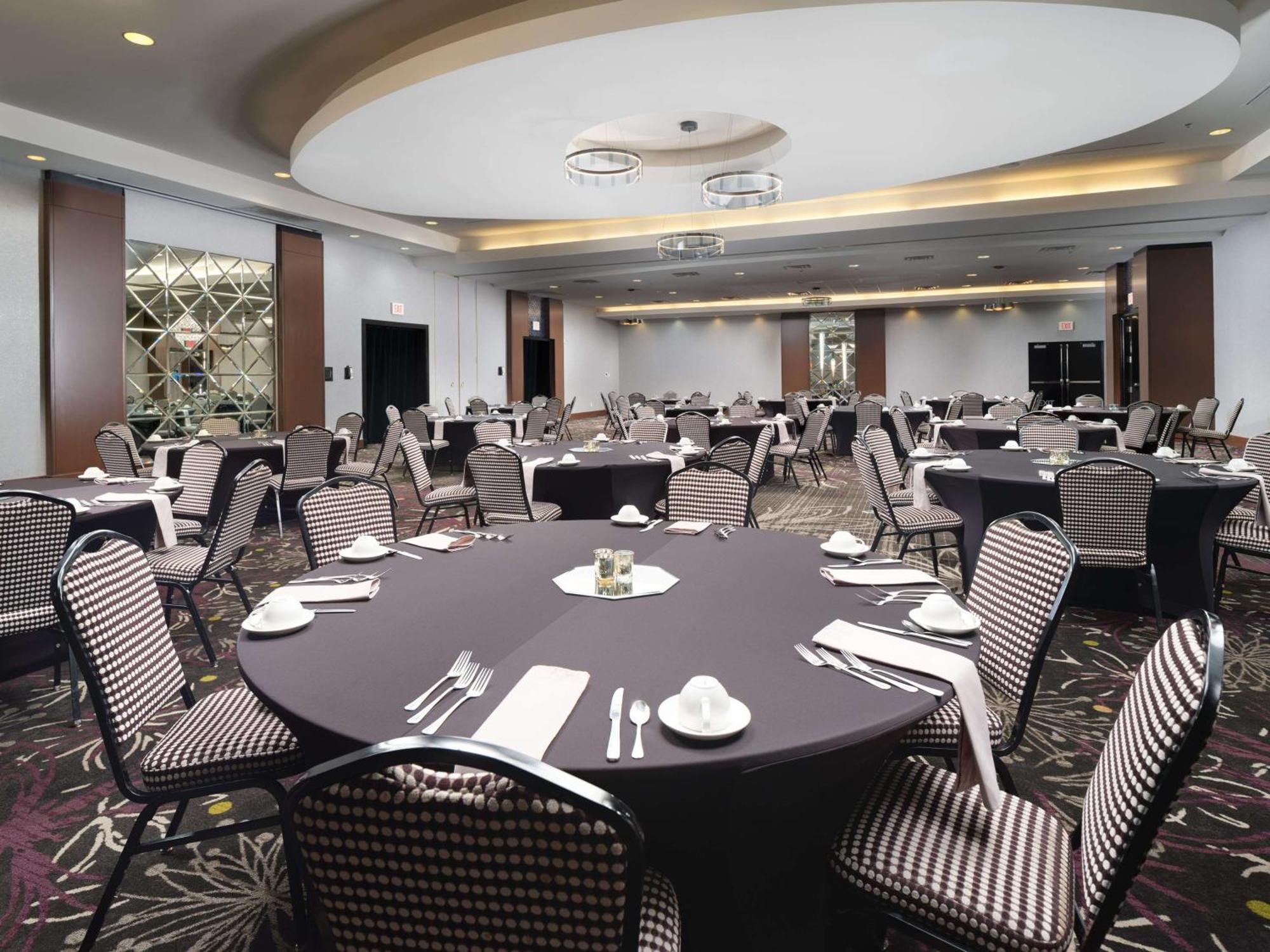 Doubletree By Hilton Hotel Chattanooga Downtown Екстер'єр фото