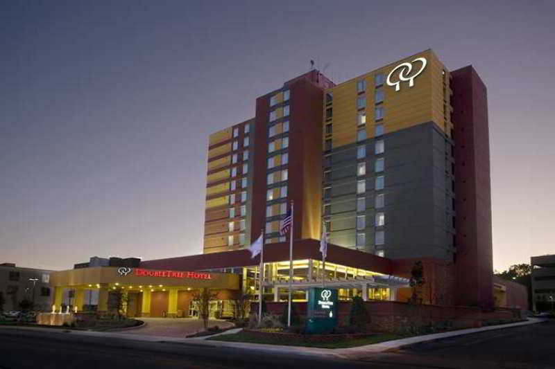 Doubletree By Hilton Hotel Chattanooga Downtown Екстер'єр фото